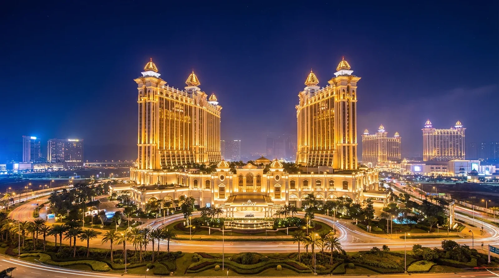 銀河娛樂城賭場外觀夜景